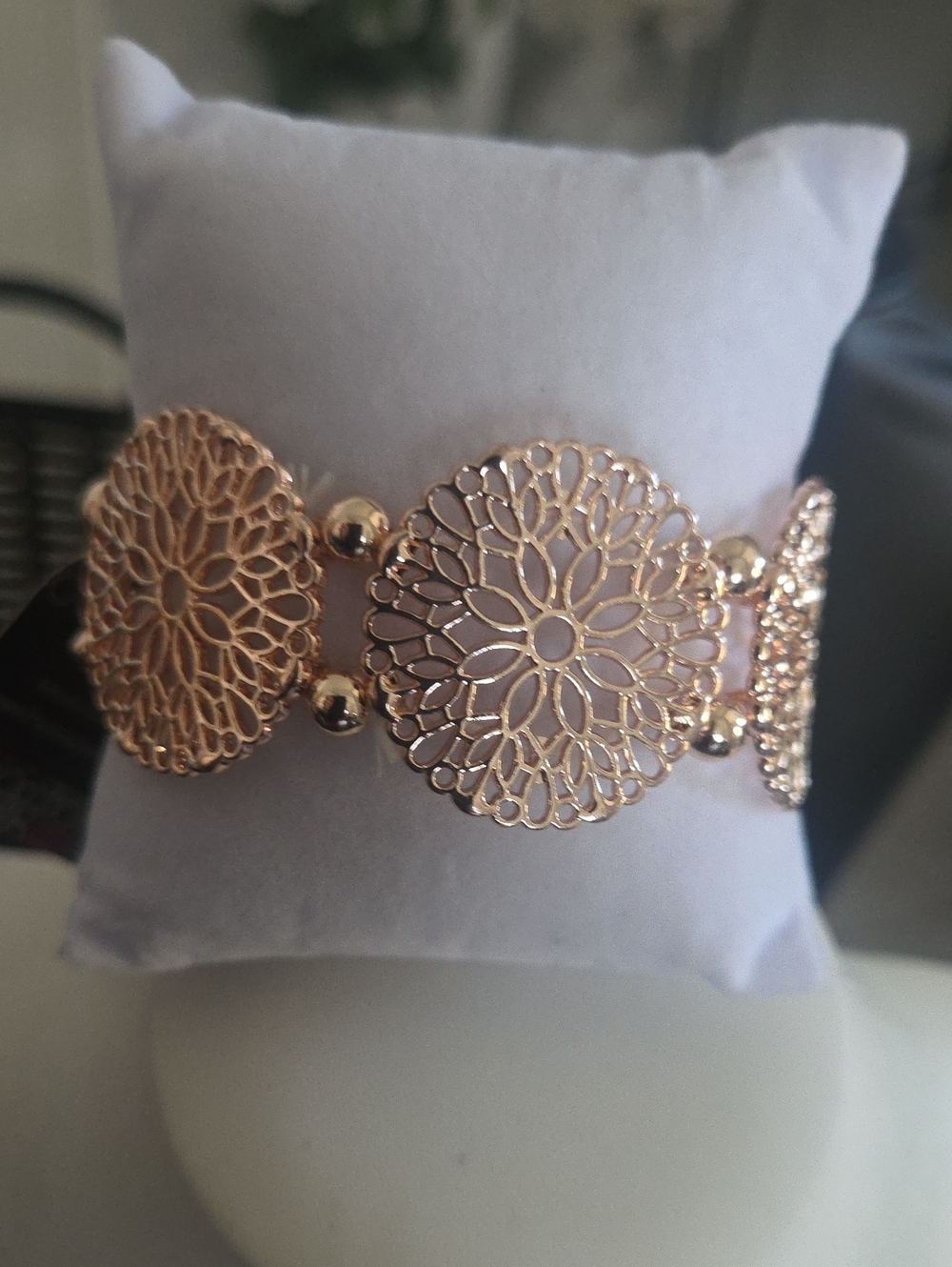 Paparazzi Rose Gold Filigree Bracelet NWT